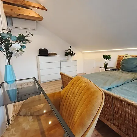 Stilvolles Im Loft-style & Klimaanlage