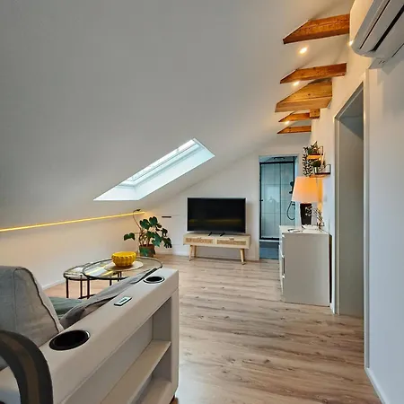 Stilvolles Im Loft-style & Klimaanlage